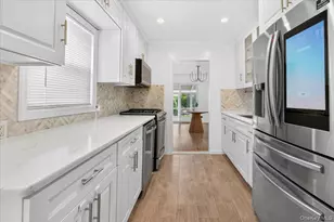 14 Ivy Pl, Valley Stream, NY 11581 - Photo 18