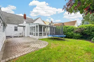 14 Ivy Pl, Valley Stream, NY 11581 - Photo 6