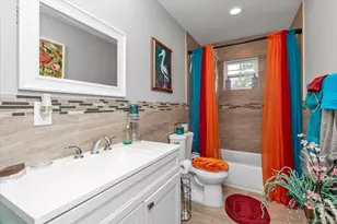 6 Belmont Ct, Amityville, NY 11701 - Photo 14