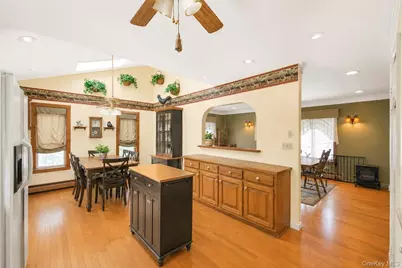 40 Nantucket Drive, Medford, NY 11763 - Photo 24