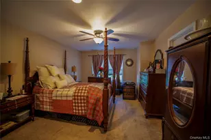 10 Bainbridge Pl, Newburgh, NY 12550 - Photo 12