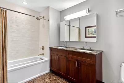433 Main Street #212, Port Washington, NY 11050 - Photo 18