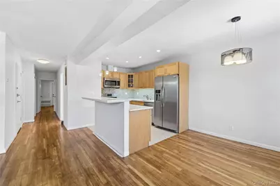 59-17 Kissena Boulevard #2FL, Flushing, NY 11355 - Photo 6