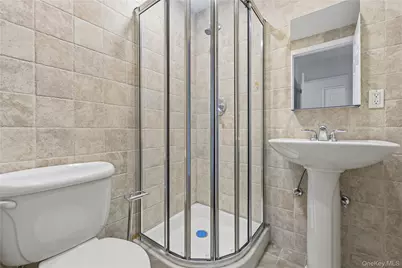 59-17 Kissena Boulevard #2FL, Flushing, NY 11355 - Photo 10