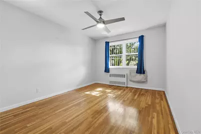 59-17 Kissena Boulevard #2FL, Flushing, NY 11355 - Photo 8