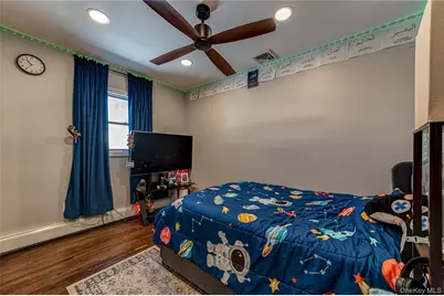 429 Ontario Street, Ronkonkoma, NY 11779 - Photo 12