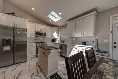 429 Ontario Street, Ronkonkoma, NY 11779 - Photo 10