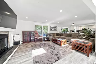 53 Miller Place Road, Miller Place, NY 11764 - Photo 10