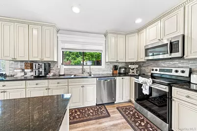 53 Miller Place Road, Miller Place, NY 11764 - Photo 16