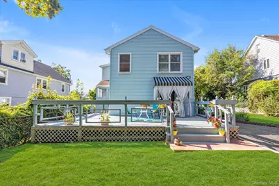 265 Schenck Avenue, Great Neck, NY 11021 - Photo 12