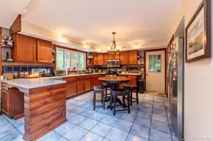 104 Park Pl, Saugerties, NY 12477 - Photo 10
