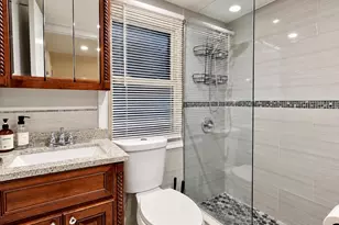 11418 238th St, Elmont, NY 11003 - Photo 8
