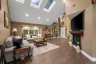 9 Sorgi Ct, Plainview, NY 11803 - Photo 8