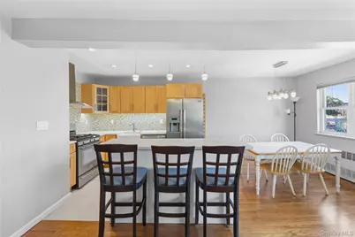 59-17 Kissena Boulevard #3FL, Flushing, NY 11355 - Photo 6