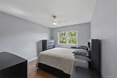 59-17 Kissena Boulevard #3FL, Flushing, NY 11355 - Photo 8