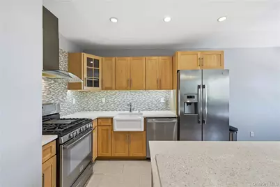 59-17 Kissena Boulevard #3FL, Flushing, NY 11355 - Photo 4