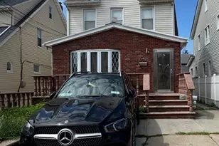 113-26 202nd St, Saint Albans, NY 11412 - Photo 1