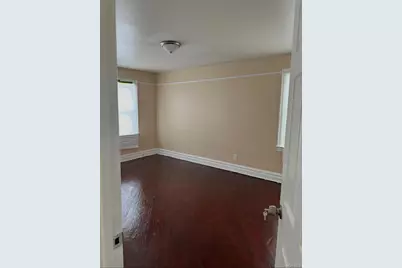 11326 202nd Street, Saint Albans, NY 11412 - Photo 4