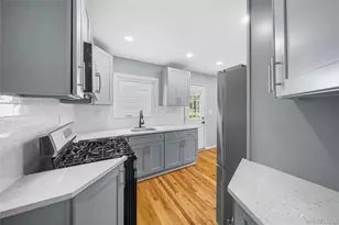 370 Locust Ave, Uniondale, NY 11553 - Photo 8