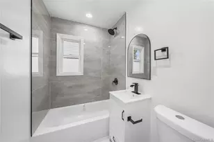 370 Locust Ave, Uniondale, NY 11553 - Photo 10