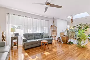 8 Laurel Ln, Levittown, NY 11756 - Photo 6