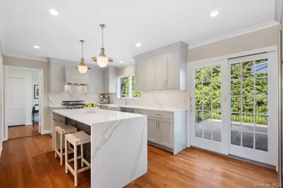 911 Cove Road, Mamaroneck, NY 10543 - Photo 14
