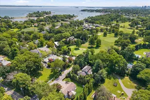 911 Cove Rd, Mamaroneck, NY 10543 - Photo 32