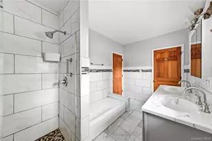 105 N Corona Ave, Valley Stream, NY 11580 - Photo 36
