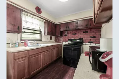 130 Lemon Street, Central Islip, NY 11722 - Photo 4