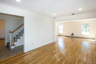23 Garden Dr, Albertson, NY 11507 - Photo 6