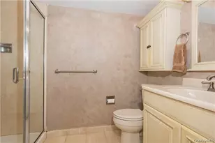40 Waterside Close, Eastchester, NY 10709 - Photo 10