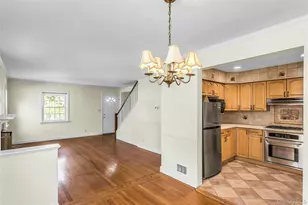 26 Ridge Dr, Manhasset, NY 11030 - Photo 10