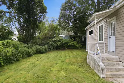 34 Whitestone Road, Sound Beach, NY 11789 - Photo 24