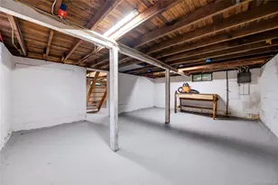 34 Whitestone Rd, Sound Beach, NY 11789 - Photo 16