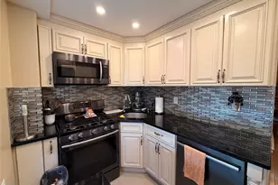 98-05 63rd Rd, Rego Park, NY 11374 - Photo 14