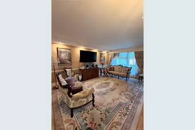 98-05 63rd Road #12k, Rego Park, NY 11374 - Photo 2