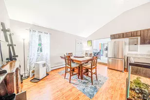 21 Cherokee Dr, Bay Shore, NY 11706 - Photo 16