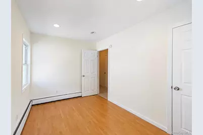 3173 Roxbury Lane, Levittown, NY 11756 - Photo 16