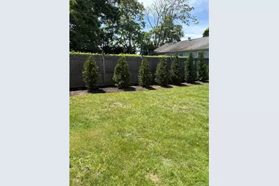675 Deer Park Avenue, North Babylon, NY 11703 - Photo 10