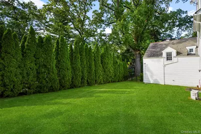 132 Overlook Road, New Rochelle, NY 10804 - Photo 30