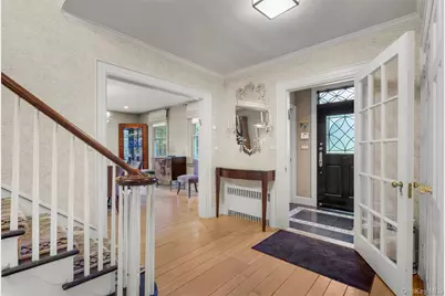 132 Overlook Road, New Rochelle, NY 10804 - Photo 2