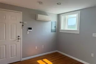 94 4th Ave, Bay Shore, NY 11706 - Photo 12