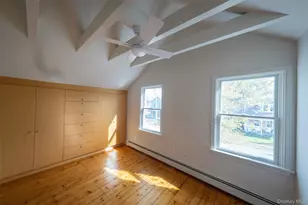 216 Monsell Pl, Greenport, NY 11944 - Photo 12