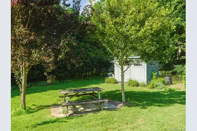 435 Sound Road, Greenport, NY 11944 - Photo 16