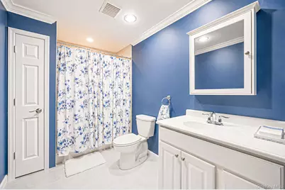 11 Elm Street, Ronkonkoma, NY 11779 - Photo 22