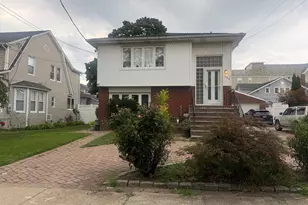 306 Hamilton Ave, Hewlett, NY 11557 - Photo 2