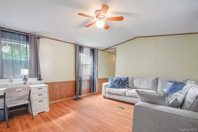 37 Feller Road, Poughkeepsie, NY 12603 - Photo 6