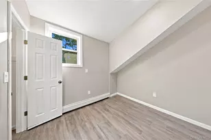 16 West Dr, Bay Shore, NY 11706 - Photo 16
