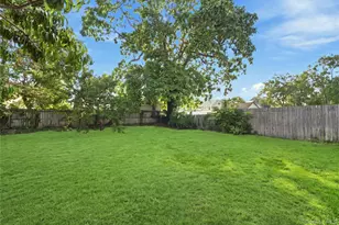 16 West Dr, Bay Shore, NY 11706 - Photo 26