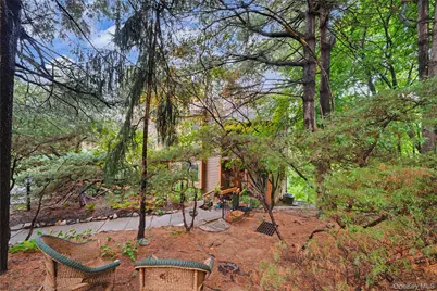 811 Eagle Bay Drive #811, Ossining, NY 10562 - Photo 2